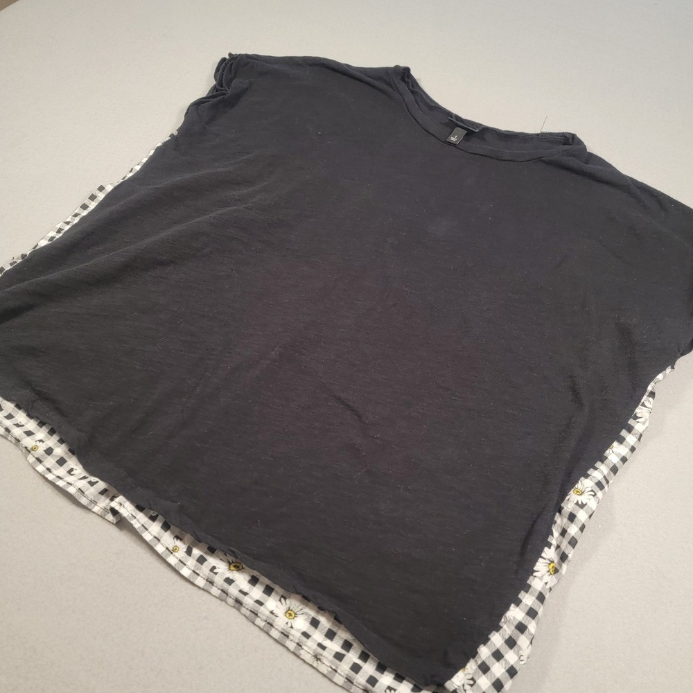 Torrid Sleeveless T-Shirt Gingham Daisy Print Size 1 Women's Loose Fit Boho Top - Picture 3 of 7